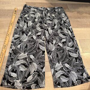 LANE BRYANT WOMENS PULL ON BLACK WHITE PANTS WIDE LEG 18/20